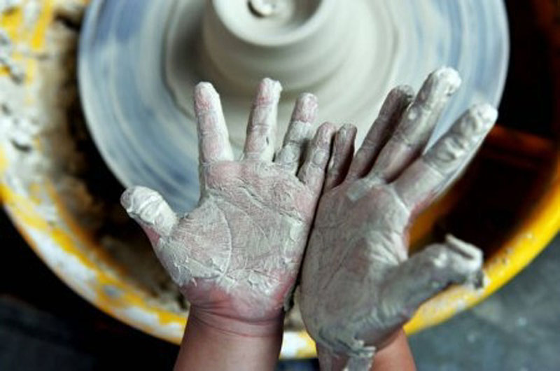 Ceramicando: Ceramisti in erba… all’opera